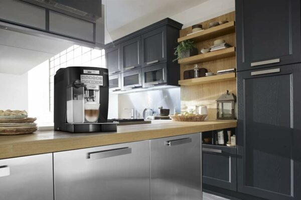Cafetera superautomática - De Longhi ECAM22.360.W, 1450W, 15 bares - Imagen 2